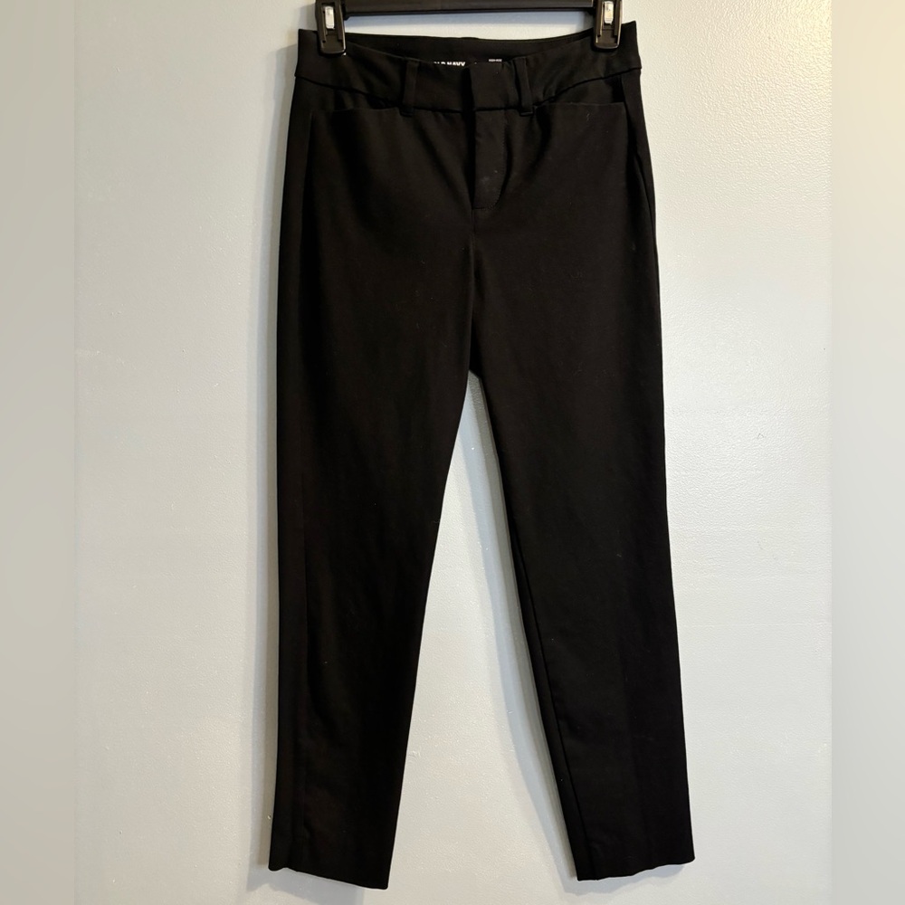 Black Pixie cut Old Navy pants